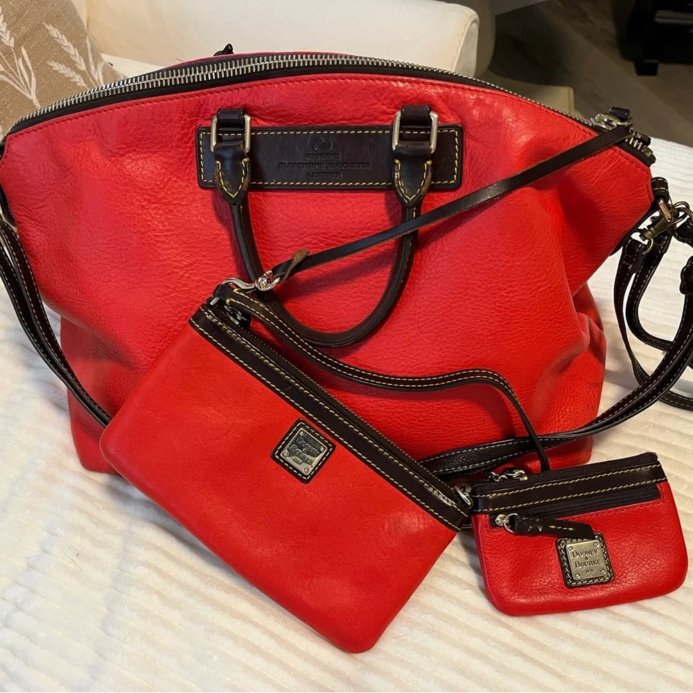 Dooney and Bourke Domed Satchel clutch & coin purse, Red Florentine Vanchetta - Picture 1 of 7